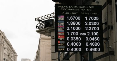 Wymiana walut za granicą - jak nie przepłacać