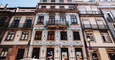 Porto city break: port, azulejos i najlepsze francesinha w mieście